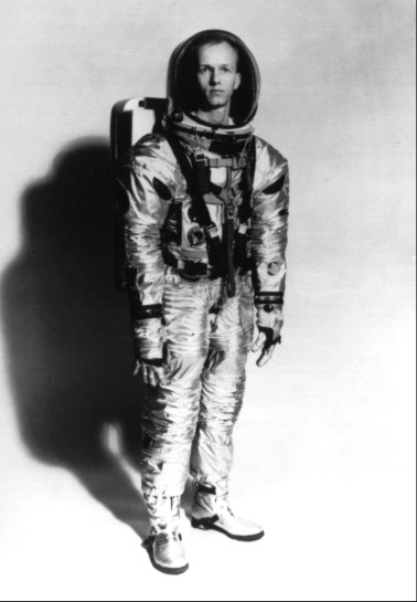  Lunar Space Suit