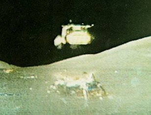 Photo of Apollo explorers leaving