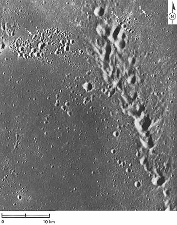 Figure 127 enlarged view of the secondary crater