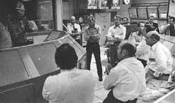 Briefing to the ASTP crewmen